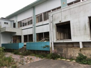 ▲原発近くの浪江町の請戸小学校。 現在は廃校になっている。